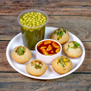 Gol gappa | pani puri is a popular bite-size chaat