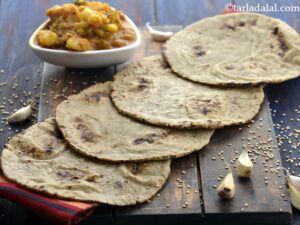 Traditional food in udaipur | bajra roti