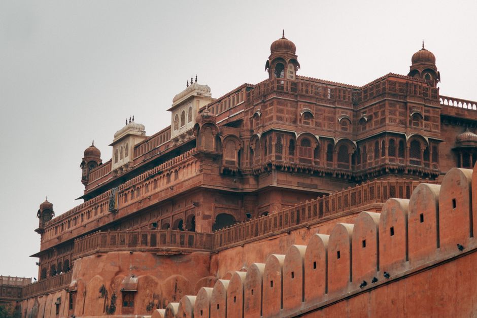 Bikaner Taxi Fares Explained: Why Ola/Uber Don't Work Here + Local Rate Card for Visitors — Bikaner