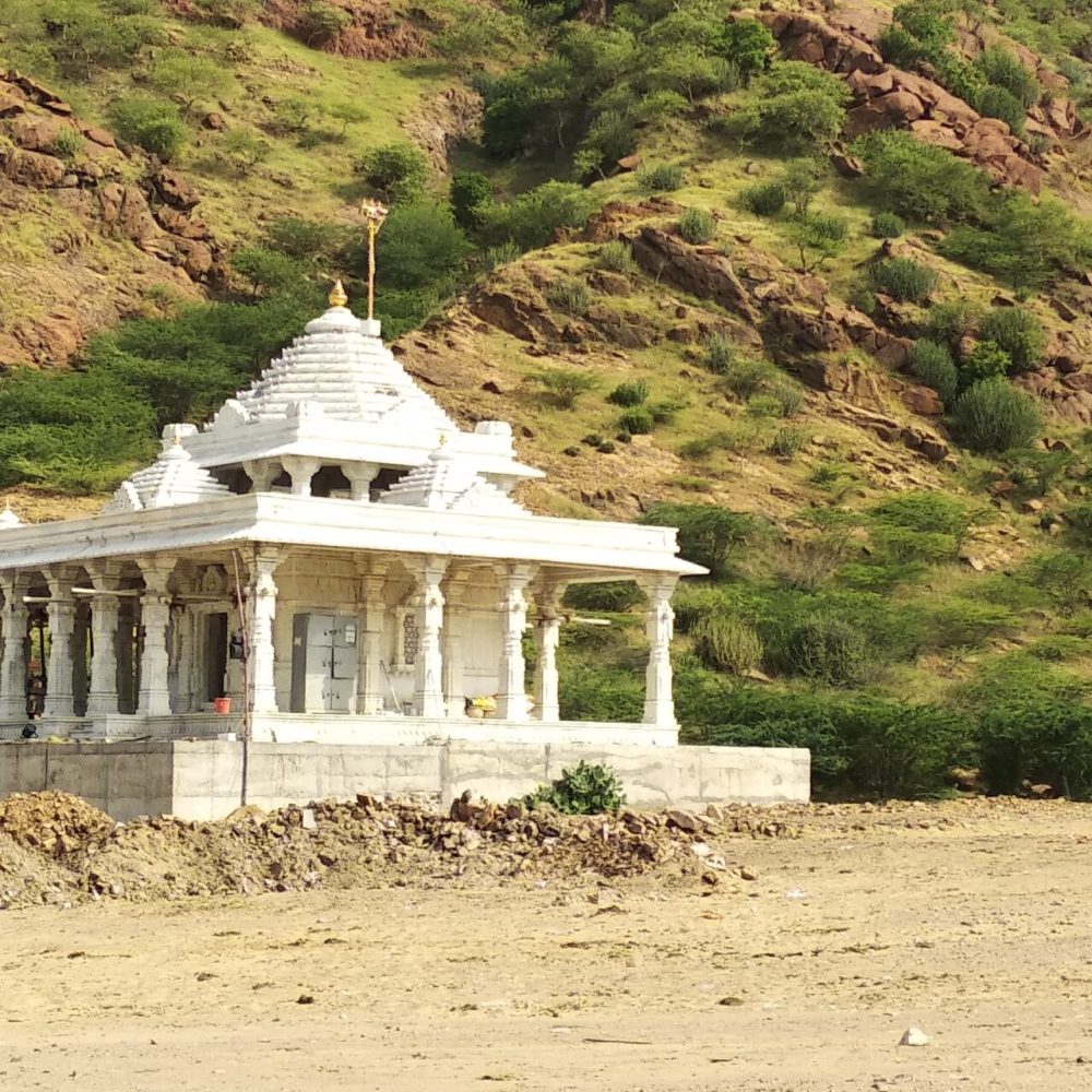Jain_Temple_in_Pachpadra_4