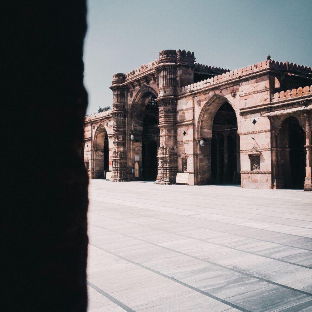 azaz-merchant-m-Y2YzP9dGc-unsplash